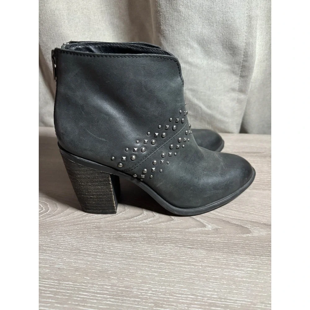 Lucky Brand 7M Black Studded Leather Ankle Boot Block Heel Booties Festival Moto